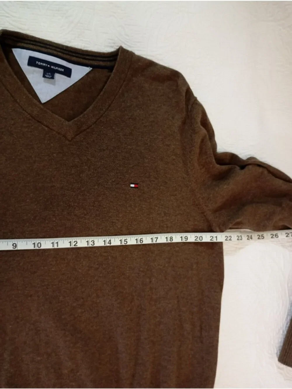 Tommy Hilfiger Sweater Mens Size L Brown V-Neck Long-Sleeve 100% Cotton